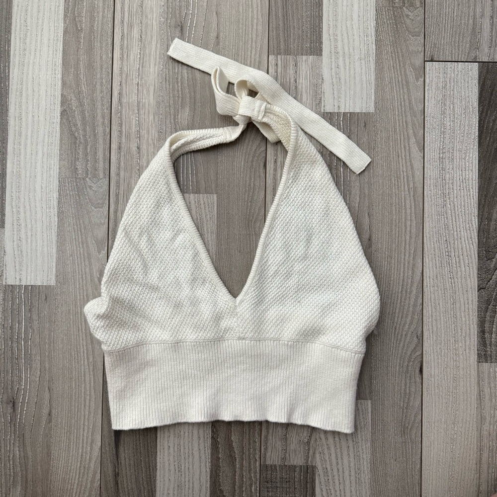Gilly Hicks knit crop top